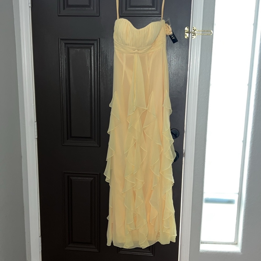 Daffodil Ruffle Gown